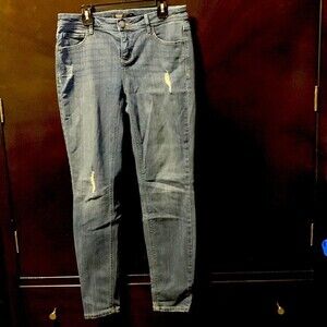 - Simply Vera VeraWang jeans‎ size 4 skinny